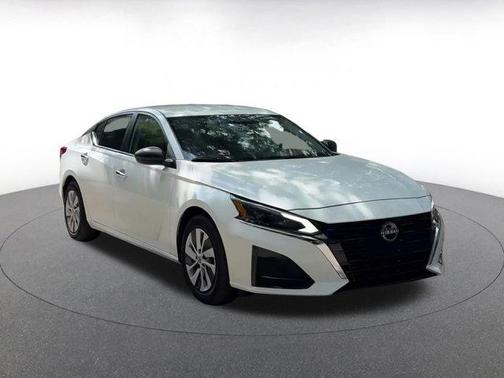 2024 Nissan Altima S FWD