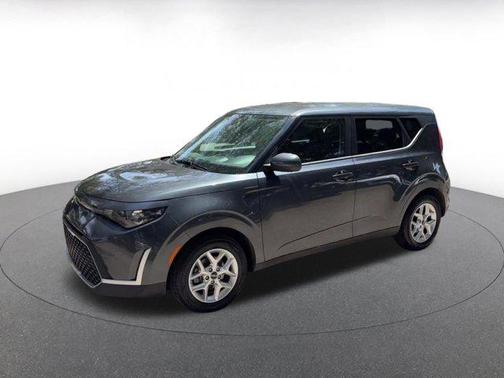 Gravity Gray 2025 Kia Soul LX