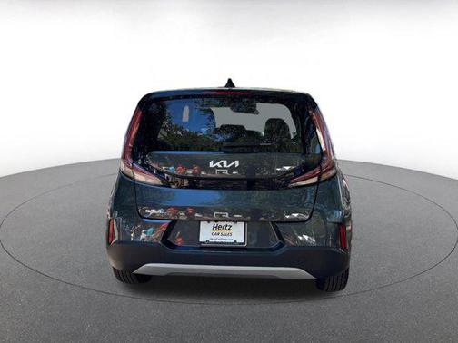 Gravity Gray 2025 Kia Soul LX