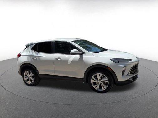 Summit White 2025 Buick Encore GX Preferred