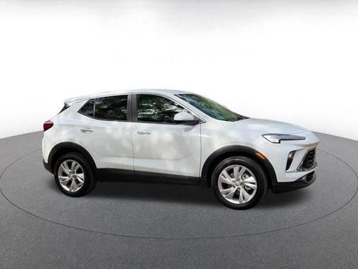 Summit White 2025 Buick Encore GX Preferred