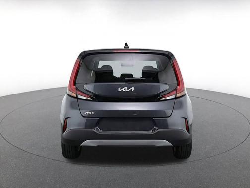 Gravity Gray 2025 Kia Soul LX