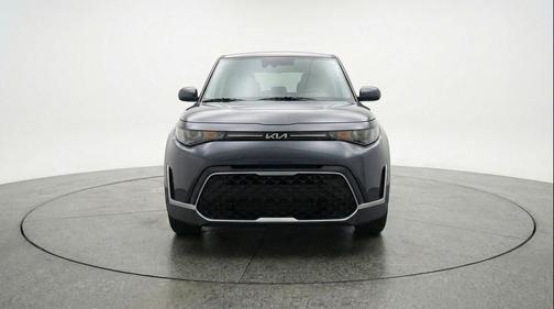 Gravity Gray 2025 Kia Soul LX