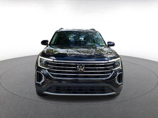2025 Volkswagen Atlas 2.0T SE w/Technology 4MOTION