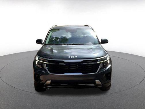 Gravity Gray 2025 Kia Seltos S