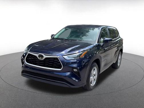 Blueprint 2025 Toyota Highlander LE