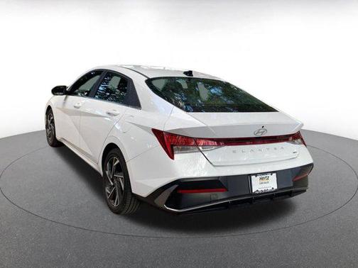 2025 Hyundai ELANTRA HEV Limited