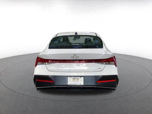 2025 Hyundai ELANTRA HEV Limited