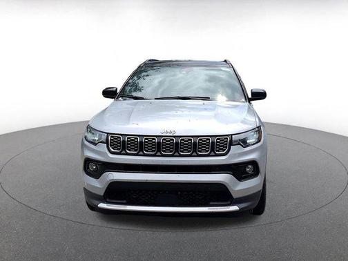 Silver Zynith Metallic Clearcoat 2025 Jeep Compass Limited