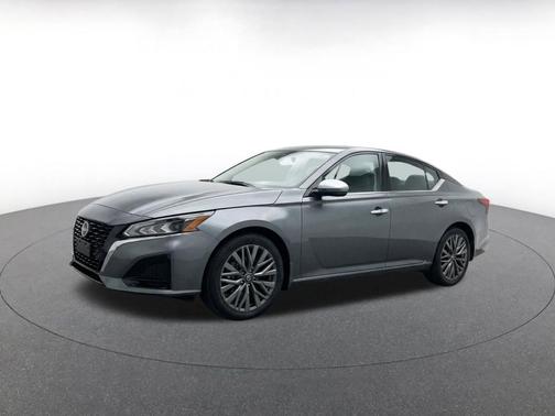 Gun Metallic 2025 Nissan Altima SV FWD