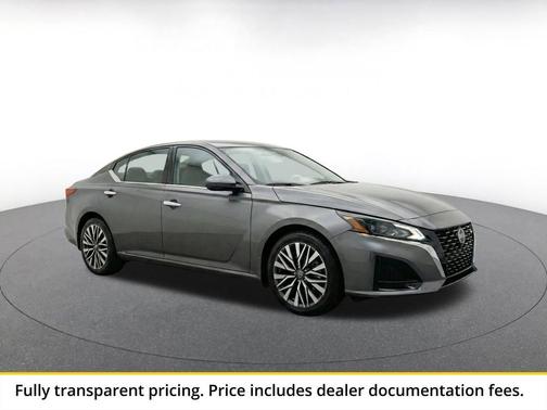 Gun Metallic 2025 Nissan Altima SV FWD