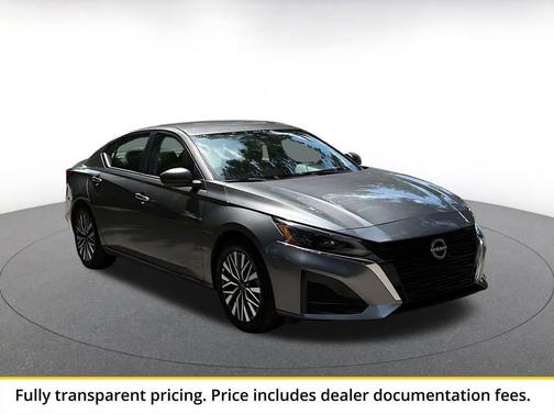 Gun Metallic 2025 Nissan Altima SV FWD