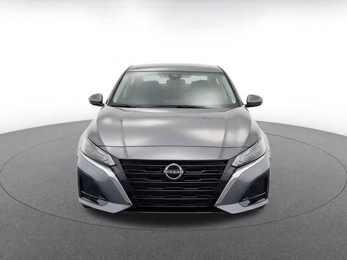 Gun Metallic 2025 Nissan Altima SV FWD