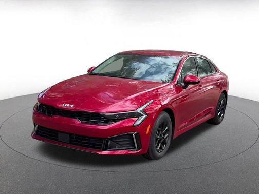 2025 Kia K5 LXS