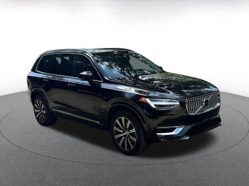 2024 Volvo XC90 B6 Plus Bright Theme 7-Seater