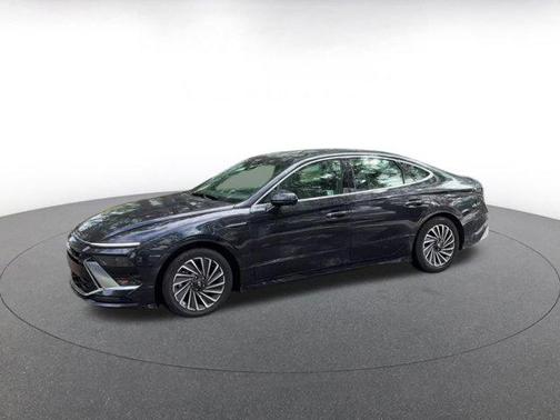 2024 Hyundai SONATA Hybrid SE