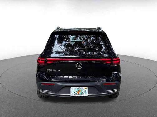 Night Black 2024 Mercedes-Benz EQB 250 Base