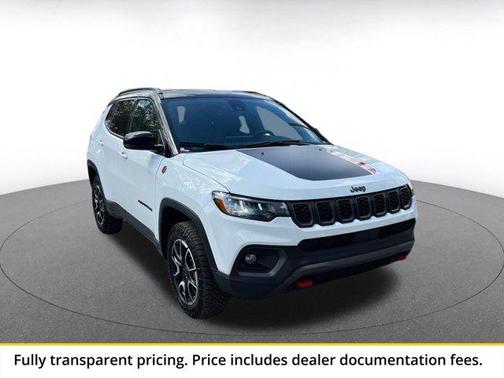 Bright White Clearcoat 2025 Jeep Compass Trailhawk