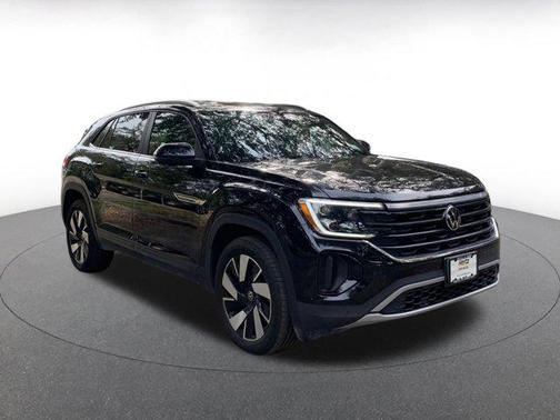2025 Volkswagen Atlas Cross Sport 2.0T SE w/Technology 4MOTION