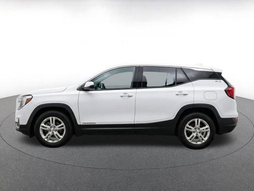 Summit White 2024 GMC Terrain SLE