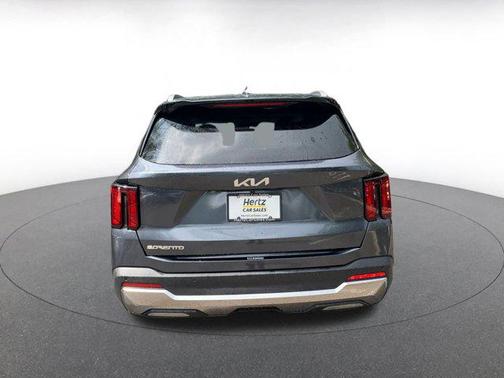 2024 Kia Sorento S