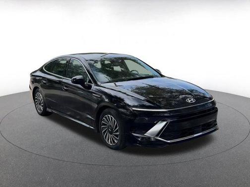 2024 Hyundai SONATA Hybrid SE