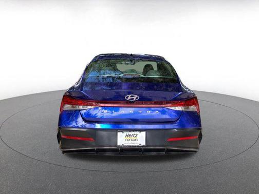2025 Hyundai ELANTRA SEL
