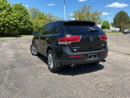 TUXEDO BLACK METALLIC 2013 Lincoln MKX Base