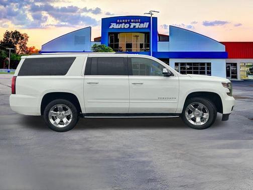 White 2018 Chevrolet Suburban Premier