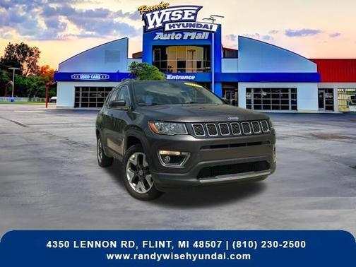 Granite Crystal Metallic Clearcoat 2018 Jeep Compass Limited