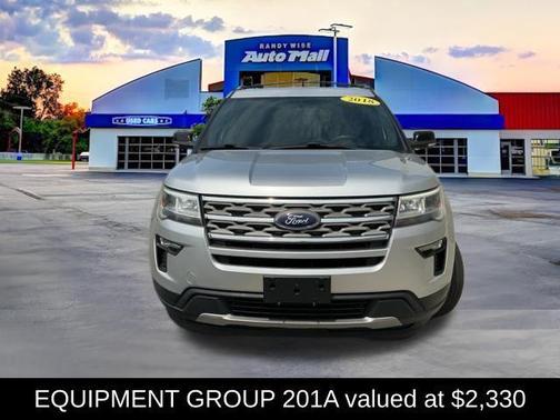 INGOT SILVER METALLIC 2018 Ford Explorer XLT