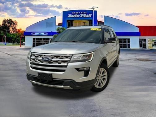 INGOT SILVER METALLIC 2018 Ford Explorer XLT