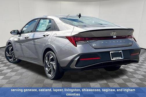 2025 Hyundai ELANTRA HEV SEL Sport