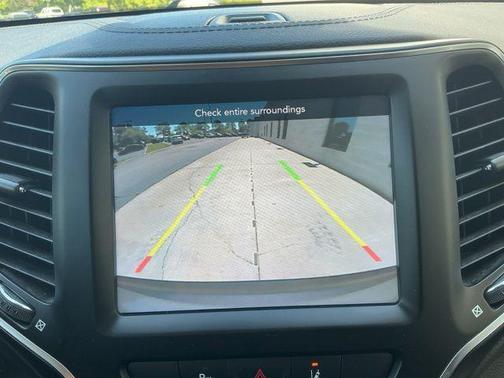 Light Brownstone Pearlcoat 2021 Jeep Cherokee Latitude Lux