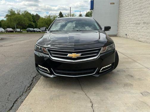 Black 2018 Chevrolet Impala 1LT