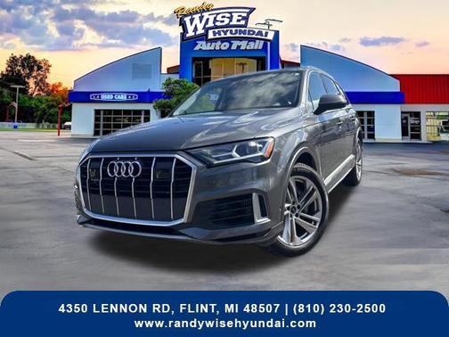 Samurai Gray Metallic 2022 Audi Q7 55 Premium Plus