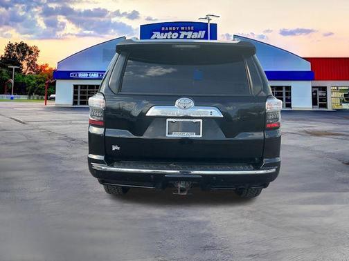 Midnight Black Metallic 2016 Toyota 4Runner Limited