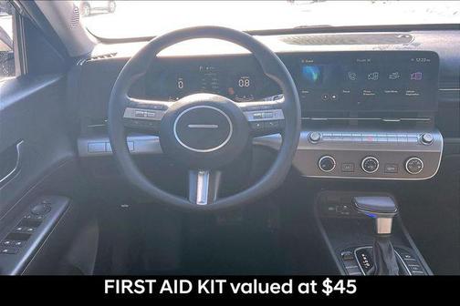 2025 Hyundai KONA SE