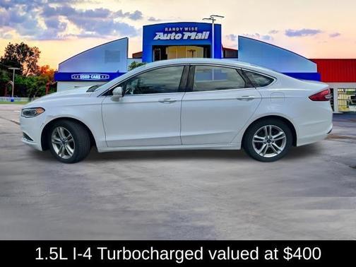 WHITE PLATINUM MET TRI-COAT 2018 Ford Fusion SE