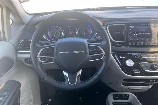 2018 Chrysler Pacifica Touring-L Plus