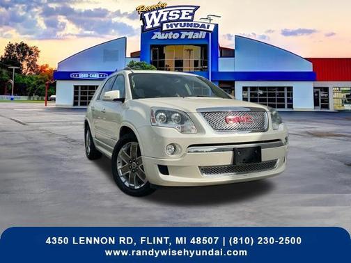White Diamond Tricoat 2011 GMC Acadia Denali