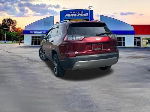 Velvet Red Pearlcoat 2019 Jeep Cherokee Limited