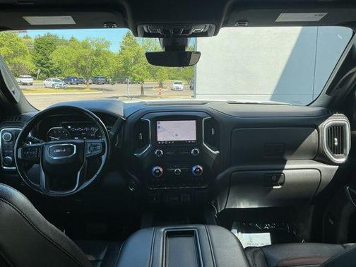 Summit White 2019 GMC Sierra 1500 AT4