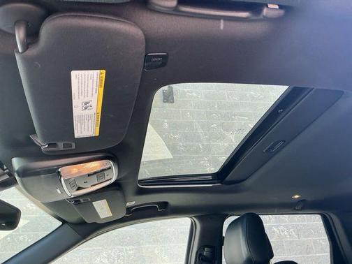Granite Crystal Metallic Clearcoat 2019 Jeep Grand Cherokee Limited