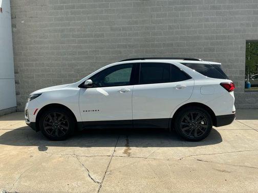 Summit White 2023 Chevrolet Equinox FWD RS