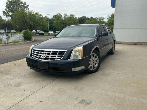 Blue 2009 Cadillac DTS Base