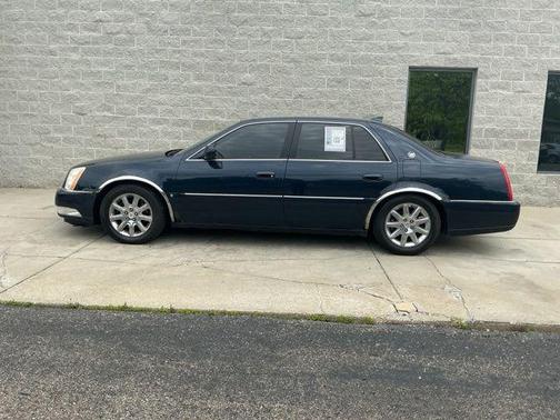 Blue 2009 Cadillac DTS Base