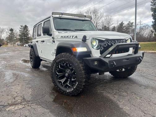 Bright White Clearcoat 2019 Jeep Wrangler Unlimited Sport