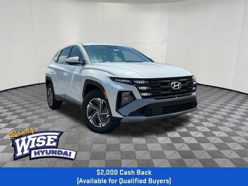 Creamy White Pearl 2026 Hyundai TUCSON Hybrid Blue SE