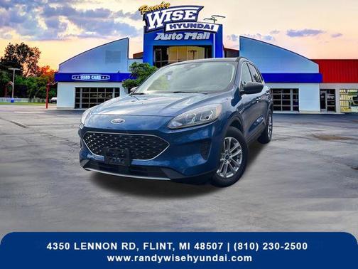 ATLAS BLUE METALLIC 2022 Ford Escape SE
